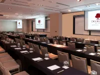 DoubleTree by Hilton Santiago - Vitacura Hotels near Bellavista