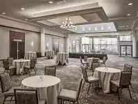 Hilton Sacramento Arden West Hotels near Arden Fair
