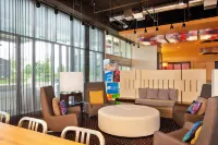Aloft Bolingbrook