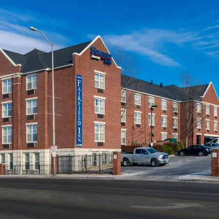 Fairfield Inn Kansas City Downtown/Union Hill Отели рядом с Международный аэропорт Канзас-Сити
