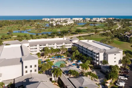 Marriott Hutchinson Island Beach Resort, Golf & Marina Отели в г. Martin County