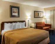 Quality Inn & Suites Hotels in Middlebury