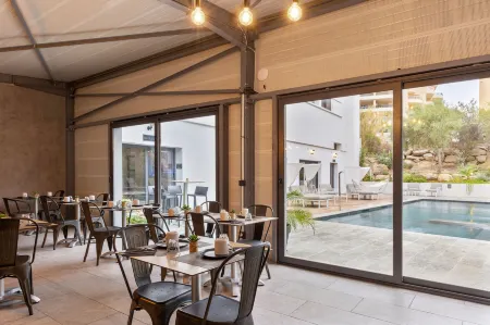 Best Western Hotel Casa Bianca Отели в г. Кальви