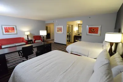Hampton Inn & Suites Albany at Albany Mall