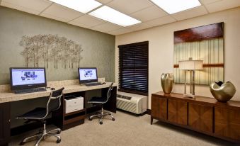 Hampton Inn Atlanta-Mall of Georgia