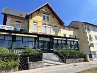 Hotel Fantasie Hotel dekat Ansbach University of Applied Sciences