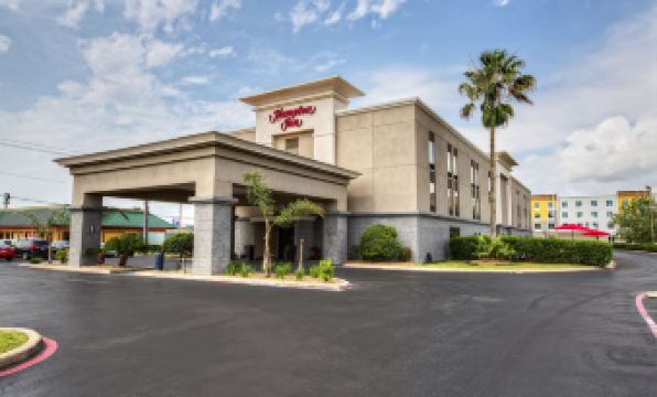 Hampton Inn Houston-Baytown