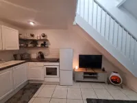 Cosy Moat House Cottage No.6