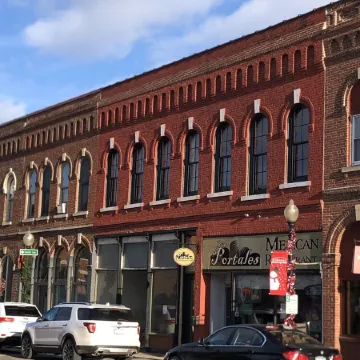 1 of 3 NEW, NEW, NEW!  Downtown Wabasha Studio - Unit #100 113 Pembroke Ave.