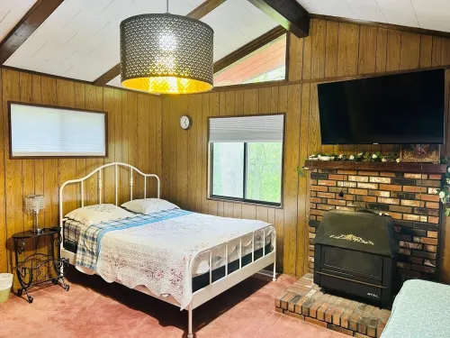 Cabin in one of the most upscale comunity in poconos