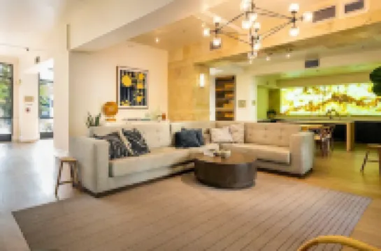 Luxury Resort Condo by Six Flags Magic Mountain