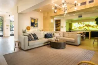 Luxury Resort Condo by Six Flags Magic Mountain
