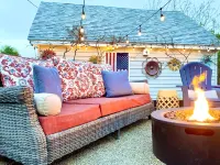 Hot Tub & Firepit Unique Retreat 25 Mins To Hershey Hotels in Lebanon County