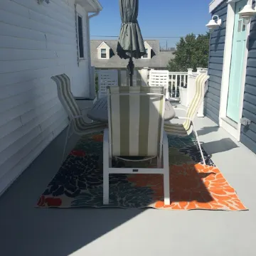 Beach, Sun and Memories,2nd Floor Unit, with Private Deck.