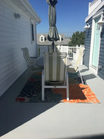 Beach, Sun and Memories,2nd Floor Unit, with Private Deck.