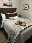 2 bedroom in law basement suite. family friendly mountain getaway