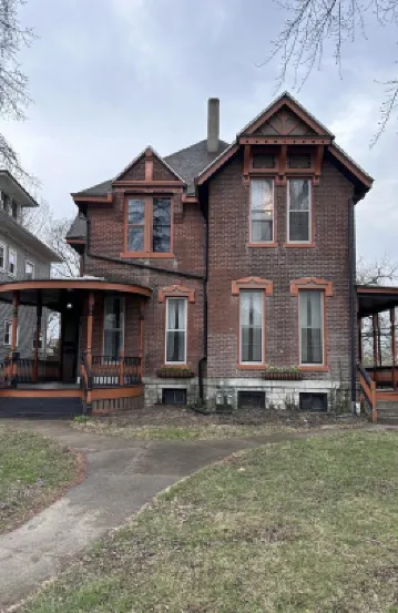 Charming 2-bed townhome with WiFi, AC in lovely Dayton 2 min downtown 5min to UD