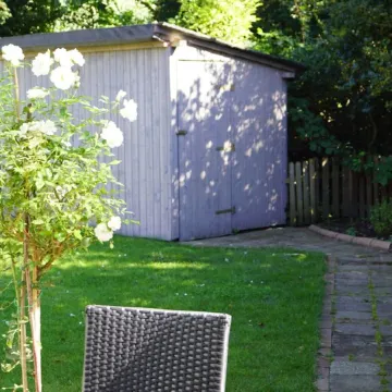 North Sea coast, charming house with fireplace, winter garden, beach chair, new: sauna