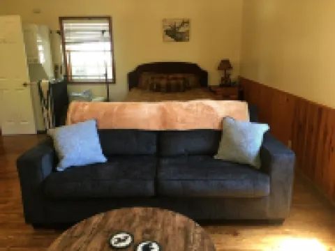 Red Oak Getaway