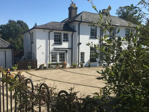 Little Gem in heart of Old Village with private hot tub from Nov 2021