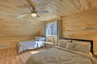 Newly build private Home 3 min  Castle Rock Lake, 30 min to Dells, Free Firewood