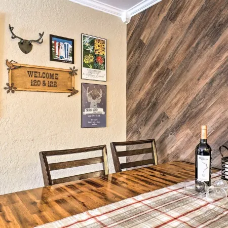 Tranquil 2-bedroom condo in Brian Head with pool and sauna