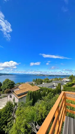 Modern Home, Amazing Beach View Отели в г. Юниверсити Плейс