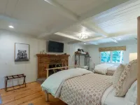 The Red House: Panoramic Views and Walk to Town ハイランズのホテル