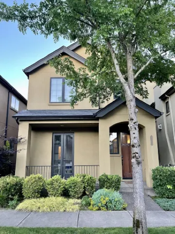 Cheerful 2 Bedroom Home in Eugene