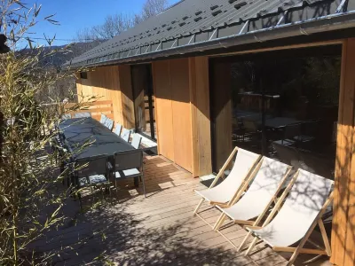 COMFORTABLE CHALET 70M2 SOUTH-FACING TERRACE Hotels near Le Balcon de Villard