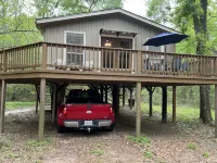 2 BDRM Treehouse Hideaway- Lake Conroe | Boat ramp