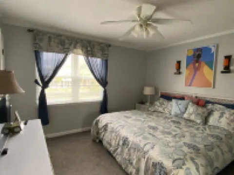 Summer Open Soon! Partial Ocean View! Fenced Yard Bring Doggo. WaterFront Dock