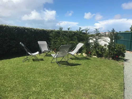 Stunning sea view ROYAN PONTAILLAC, 4 bedrooms, 2 showers, 1 bath, 4 nights mini