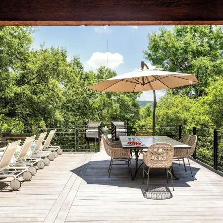 Wild Basin: 10-15Min to Austin · Heated Pool · SportCourt · Pickleball · Views Отели рядом с достопримечательностью «Озеро Трэвис»