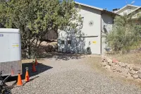 Spacious Studio Near Sedona