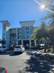 Upscale waterfront condo