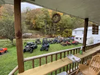 Trail Side Inn 4 bed 2 bath with trail access to 4 Hatfield-McCOY trails system