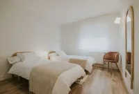 Complete house with pool in the heart of Rioja Alta Hotels in 