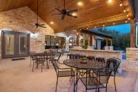 Chula Vista•Sleeps31•Heated Pool•Ping Pong•Quiet Subdiv•FREE Frio@Concan VIP