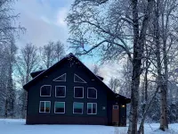 Brand-new Alaskan custom home awaits you in the heart of Hatcher Pass! Hotels in Fishhook