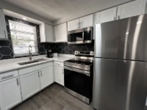 Urban Retreat: Cozy House in The Heart of Zephyrhills 澤弗希爾斯酒店