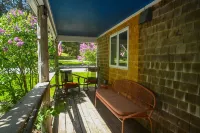 Historic Schoolhouse Minutes From Jay Peak