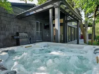 Central Austin home located minutes to UT & downtown