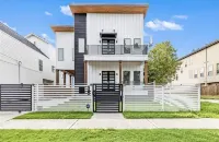Modern/Luxury/Rooftop Deck/Downtown/Heated Pool/5BDRM