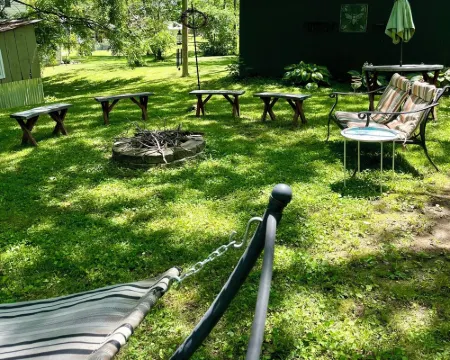 Cozy Haven Little Hidden Gem Sleeps 4 Hotels in Ste. Genevieve County