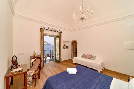 Casa Cosenza Romantic Room N.4 Отели в г. Позитано