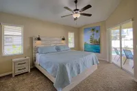 Huge Port Charlotte Pool Home Close to resort and Downtown PUNTA GORDA. Captain Ted's Tackle............... （no live bait）附近的飯店