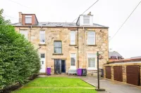 Northshore Apartments, Ardrossan. Ground Floor. Hotels near Ardrossan Castle