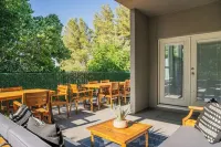 King Sized Retreat w/Hot tub, Peloton, Views - Close to Sedona!