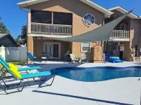 We Are the Coolest Hosts on the Planet! You Will Love it Here! Hotels in Elfers